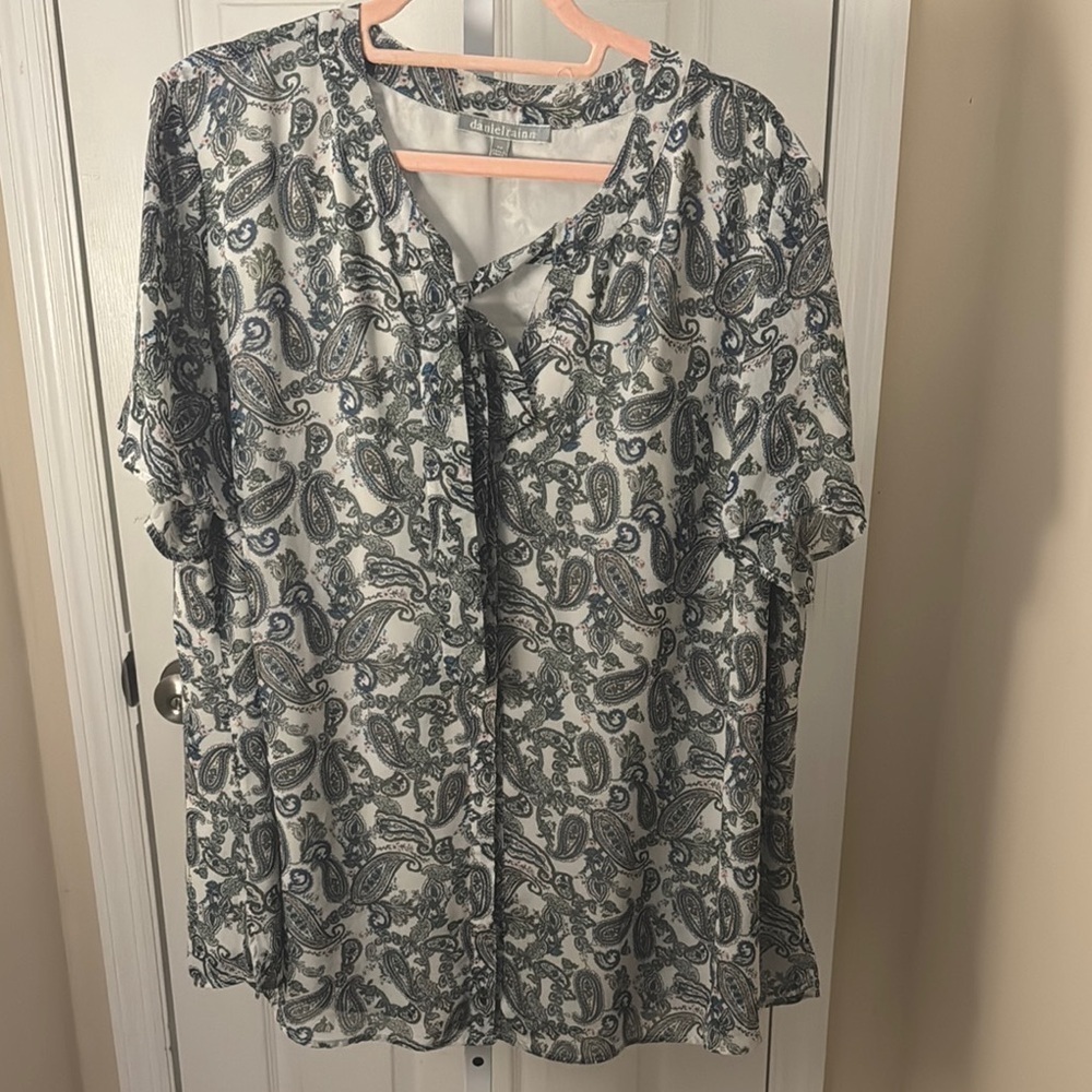 Daniel Rainn paisley blouse